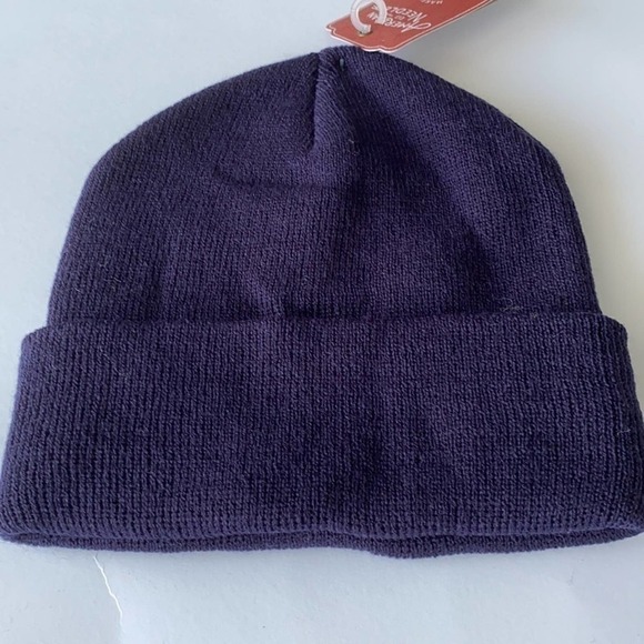 KNIT HAT Navy Blue American Needle Beanie. Can be worn cuff or slouchy NWT
C - Picture 3 of 4